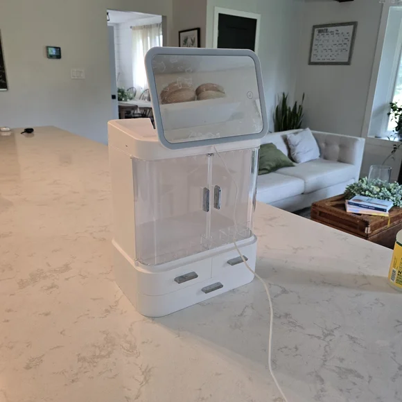 White Beauty Storage Container - Picture 4 of 5